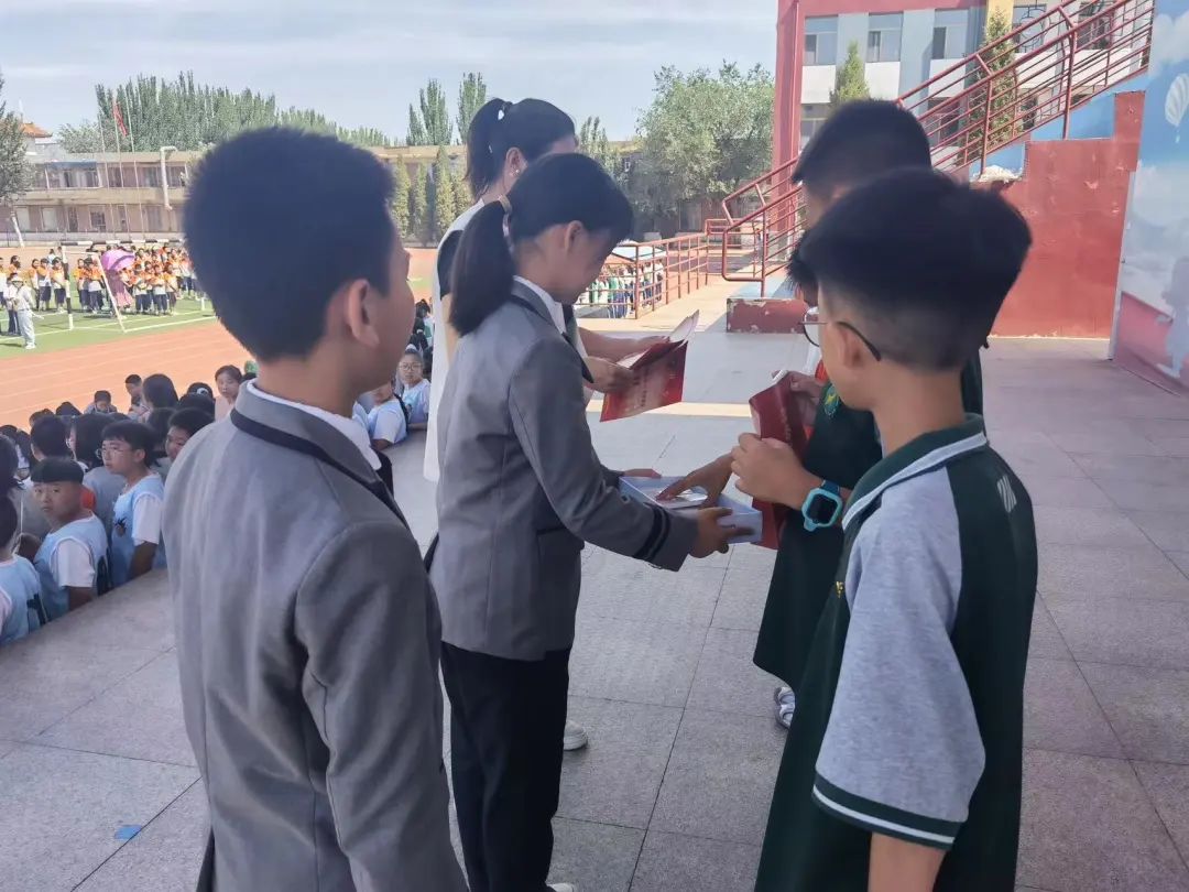 包头市九原区沙河第一小学,包头沙河第一小学