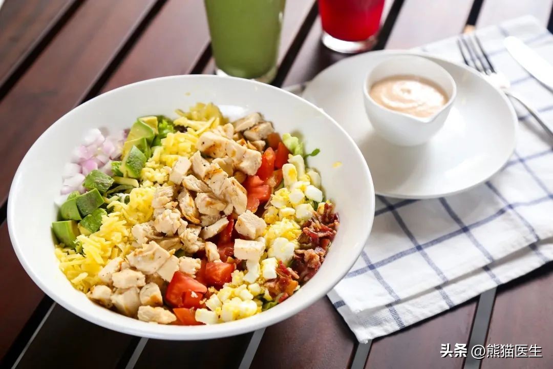 明星快速瘦身食谱一周十斤,明星减肥餐食谱视频