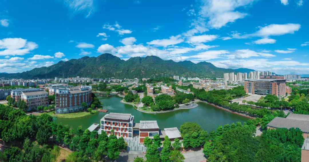 广东的多少分能上厦大,2019年要多少分才能进厦大