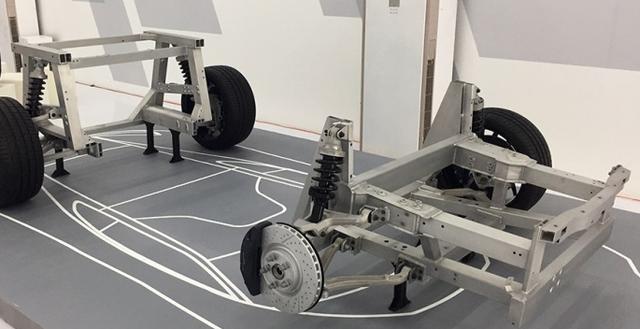 跑车蜻蜓标志是什么车,蜻蜓标志是什么车图片大全