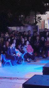 情侣间秀恩爱坐姿,秀恩爱的高难度姿势