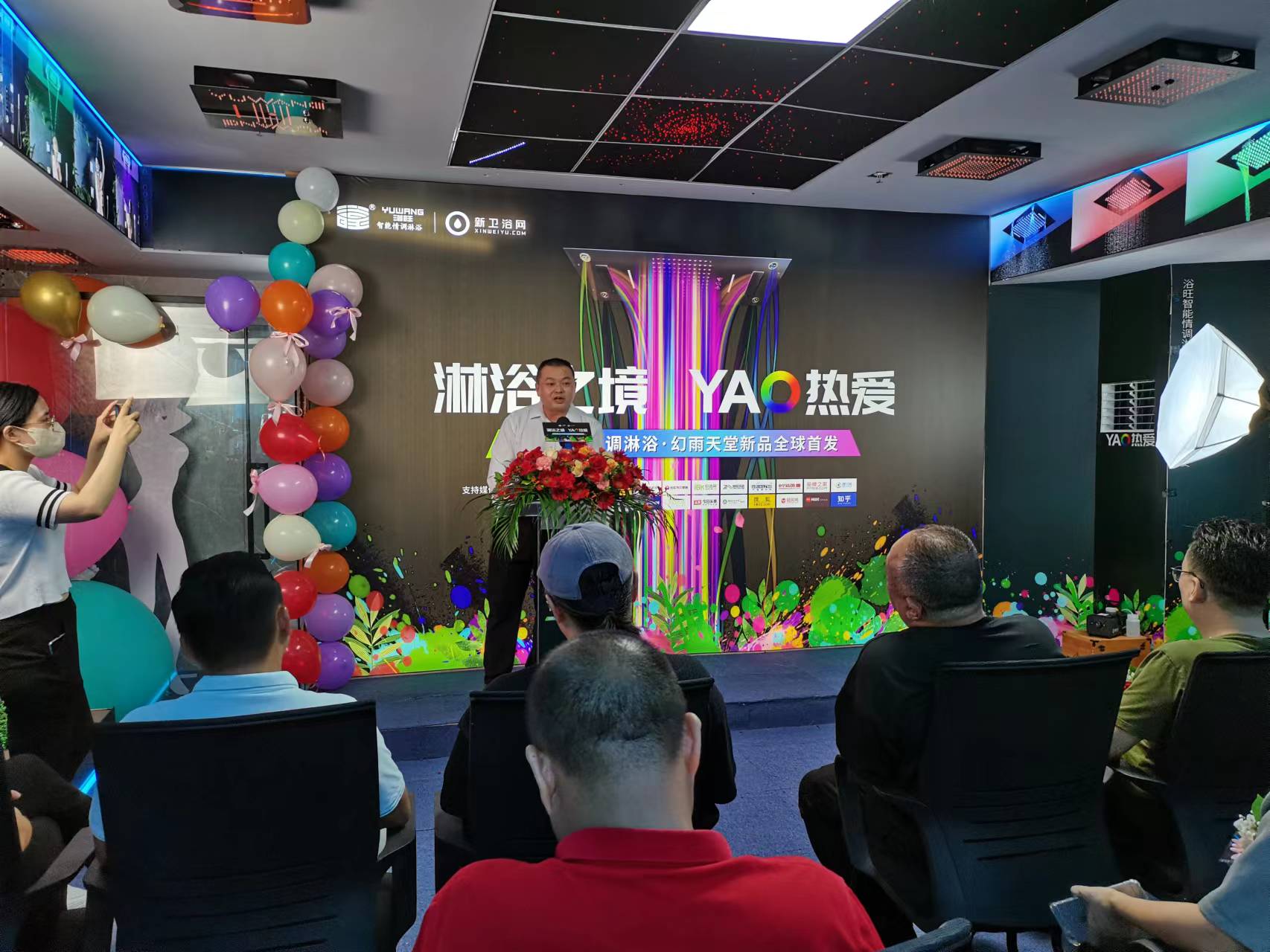 幻雨天堂，给你非一般的智能淋浴感受