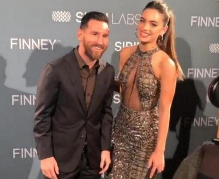 梅西遇见对你好的人,梅西遇上美女模特