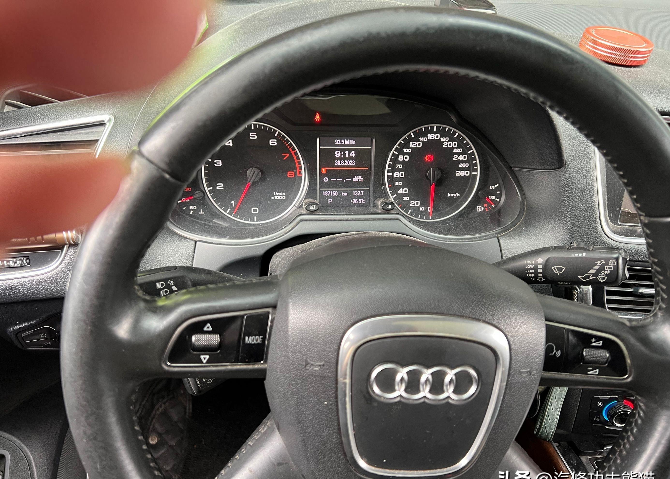 奥迪q5爆水管原因,奥迪q5落水