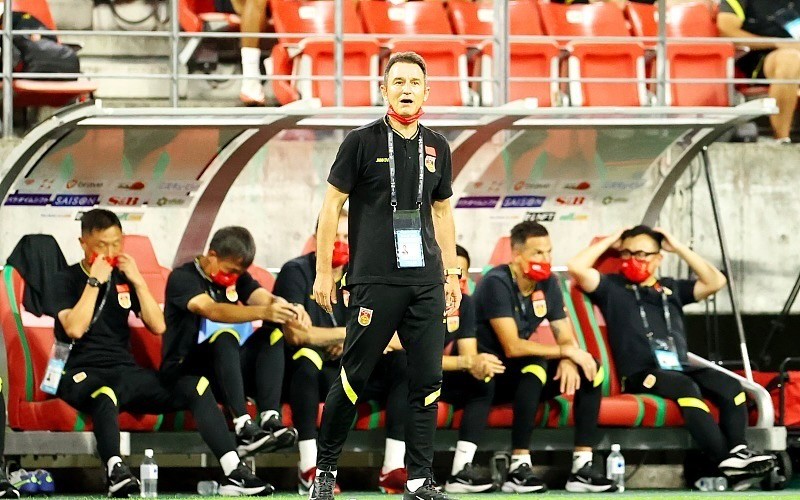 国足亚运队晋级老人痛哭,国足昔日功勋主帅逝世