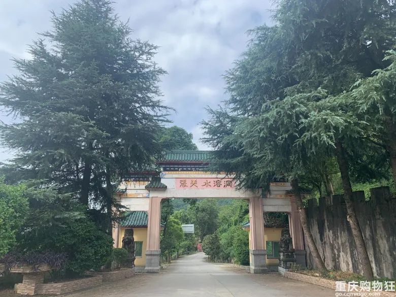 恒温18度避暑好去处,恒温18度地下溶洞