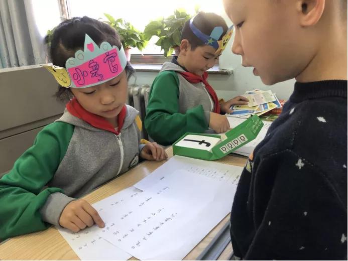 一年级快乐学拼音发声练习,快乐学习一年级同步拼音