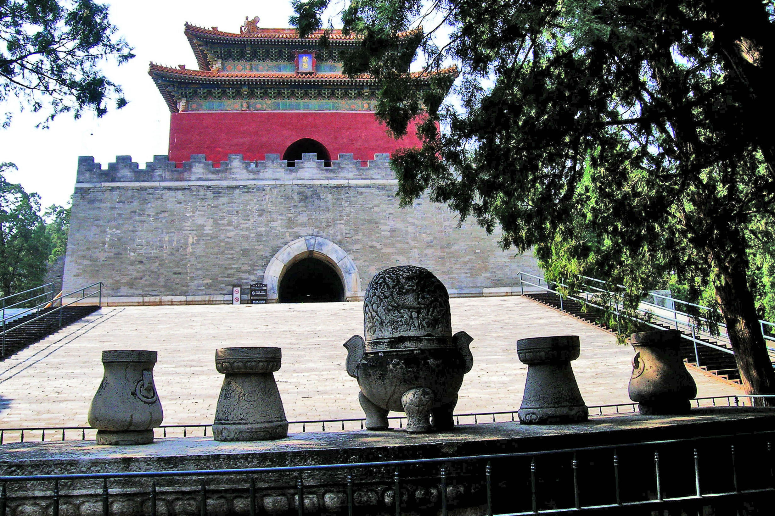 十三陵长陵殉葬,给爷爷下葬