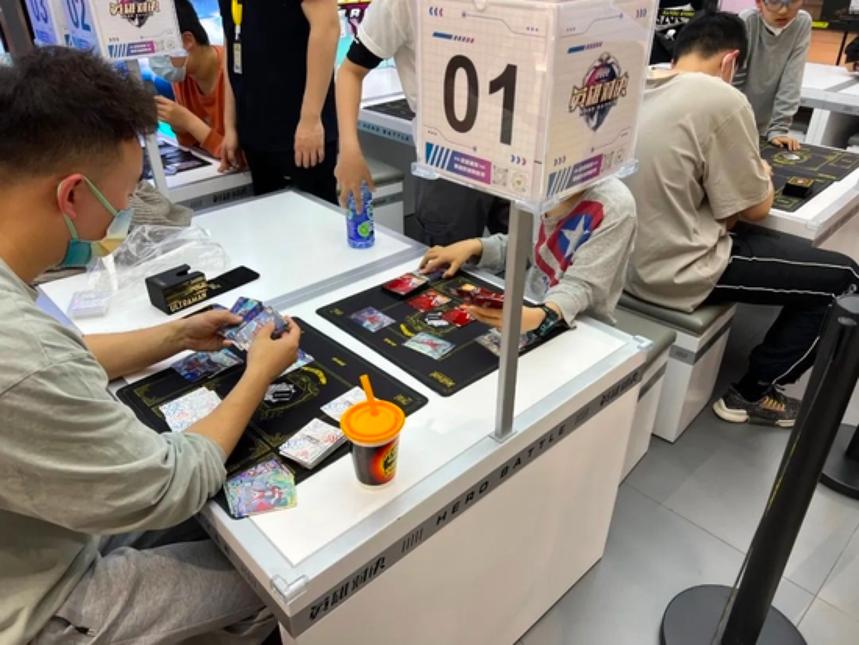 花200万都集不齐的奥特曼卡,花200万都集不齐的奥特曼