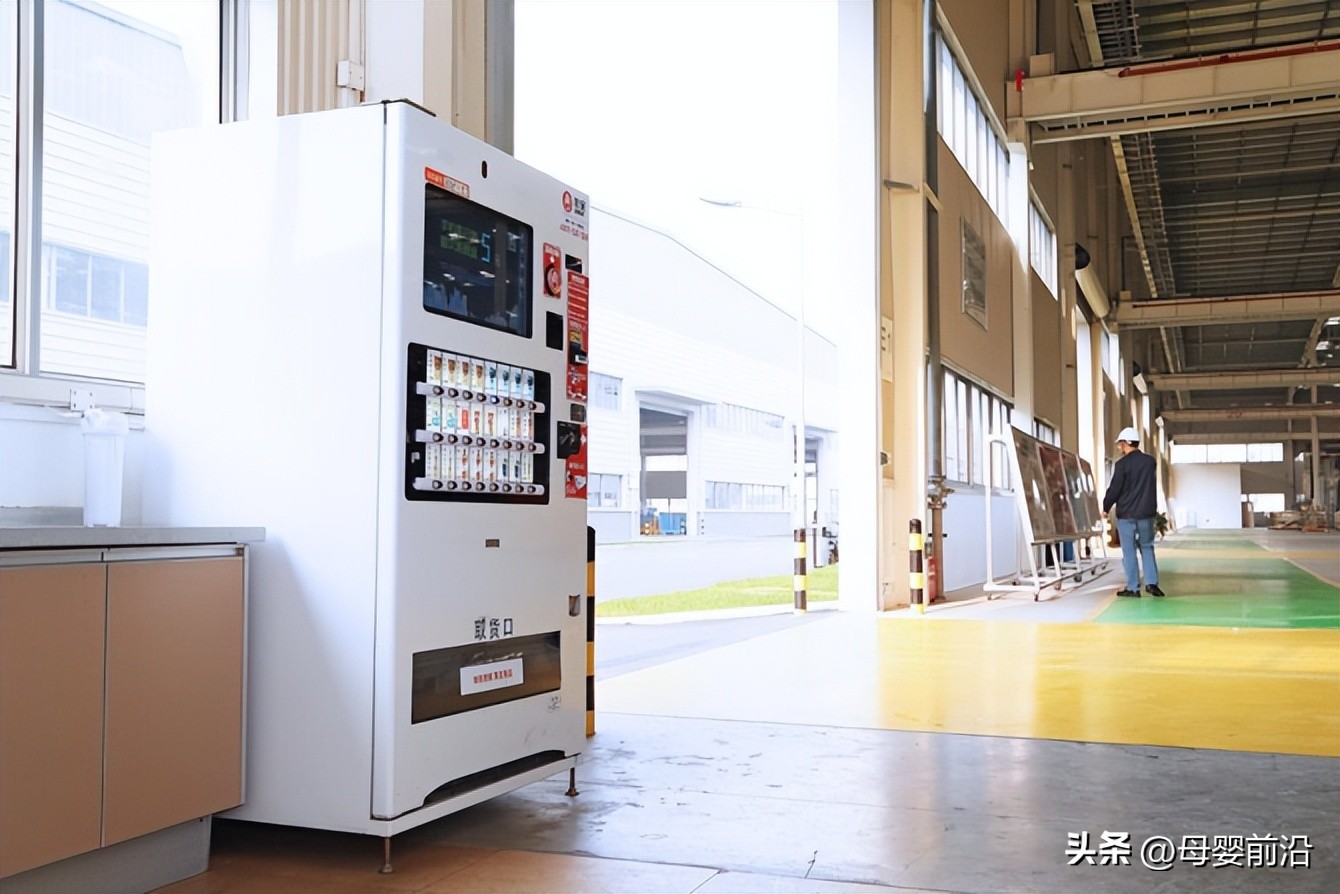 “贱卖”乳制品，芯安优选能否炒热无人零售这碗冷饭？