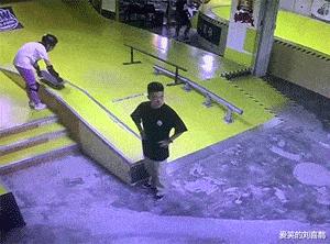 麻麻说了,谁要是娶了我,后面的苞米都是你的,哈哈哈