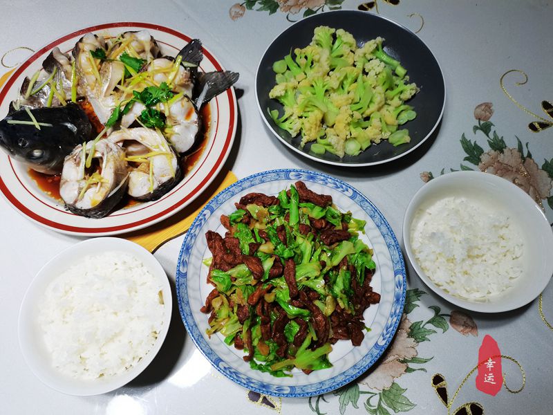 最适合一家人吃的晚餐,北京老两口晚餐吃什么