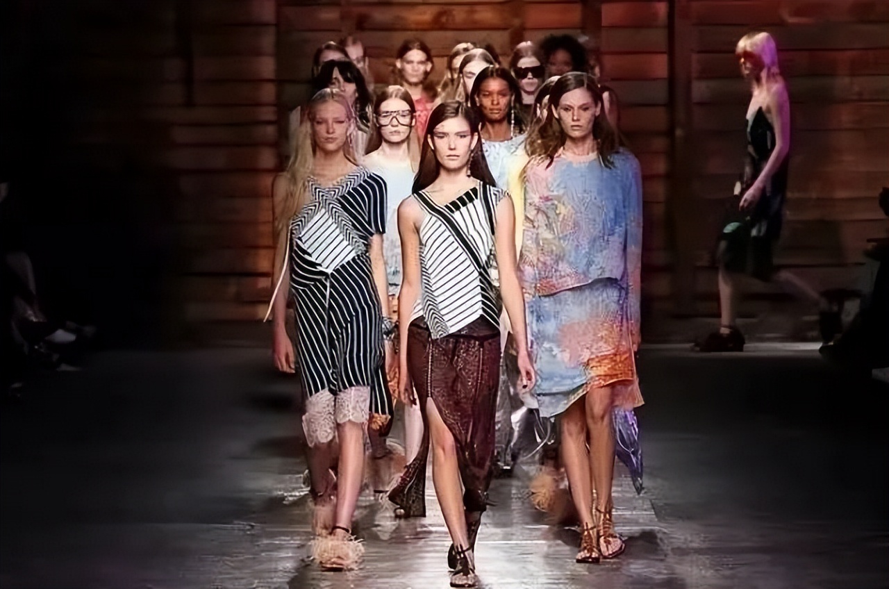 弘时艺术留学|艺术生无作品集也能读的热门专业原来是它！