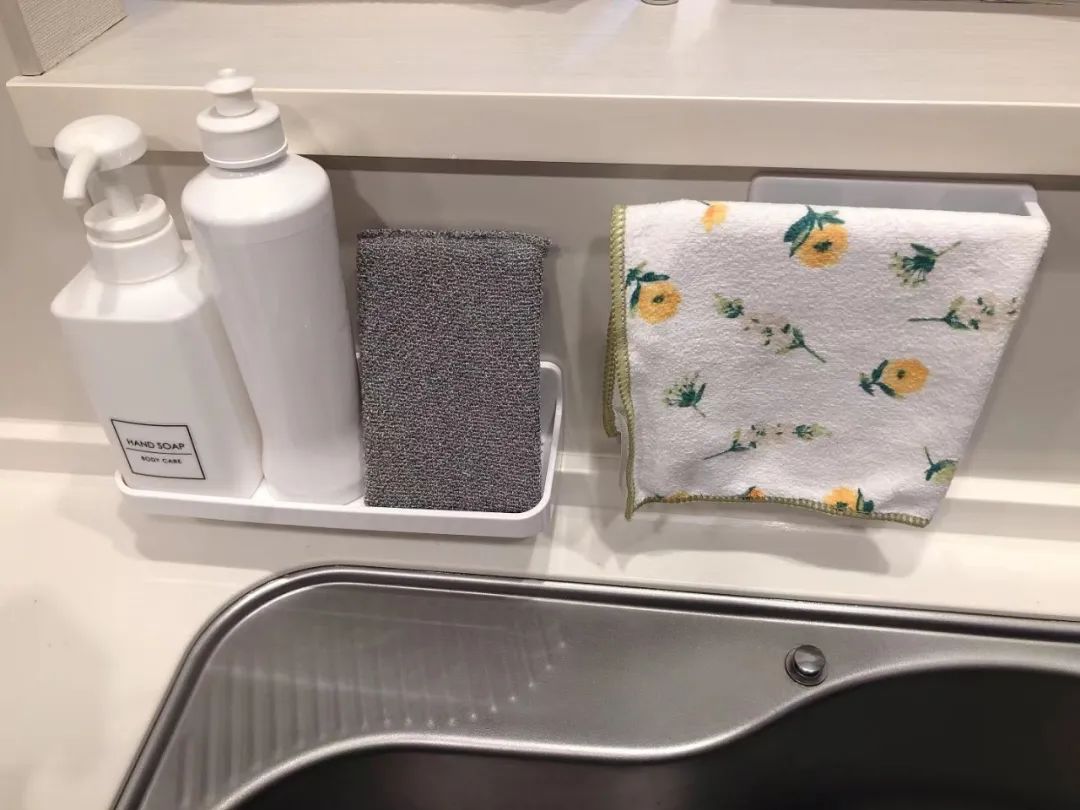 珐琅板优缺点浴室能用珐琅板么,珐琅板和岩板哪个好求回答