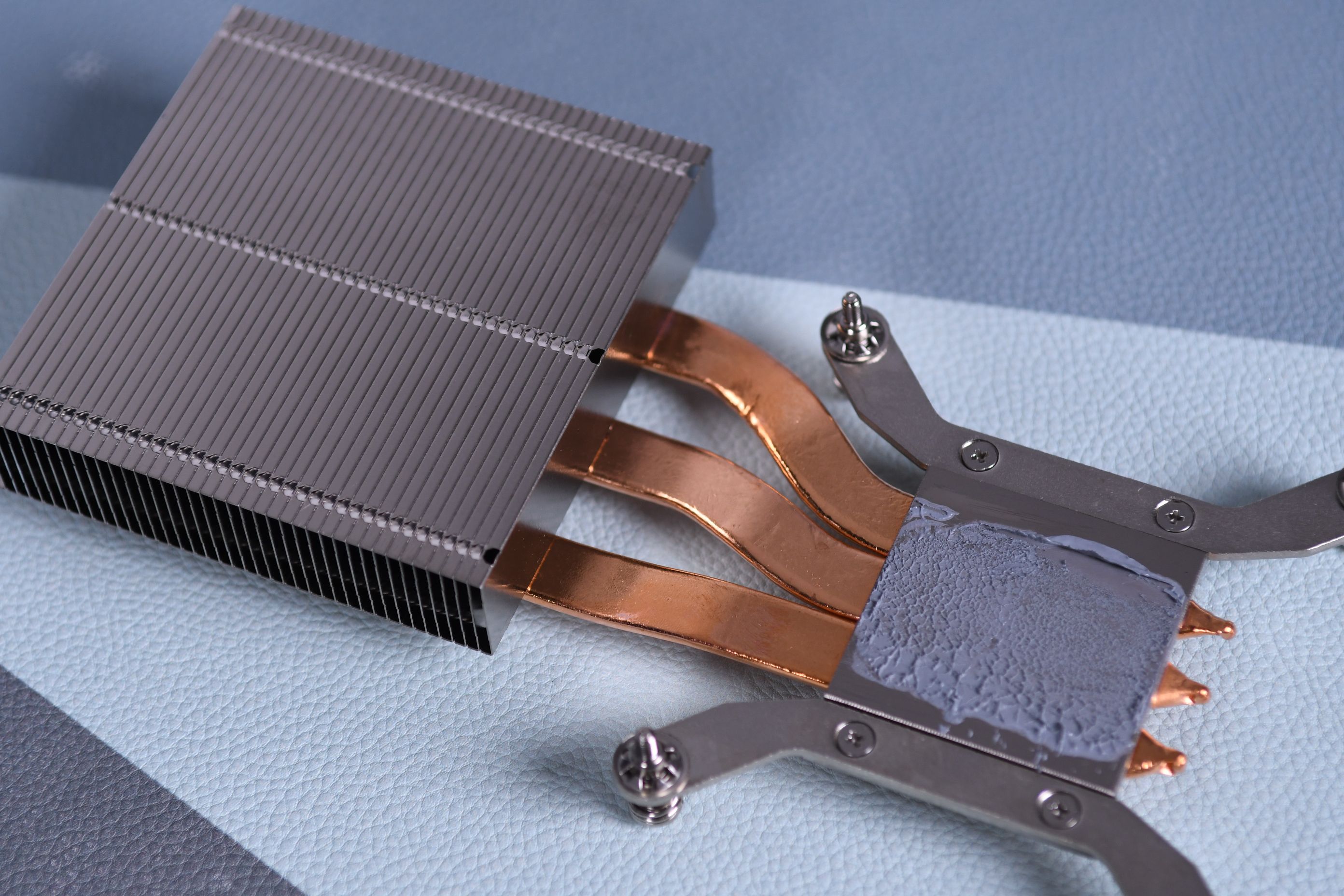 清华同方精锐v39一体机拆机,清华同方z1一体机拆机