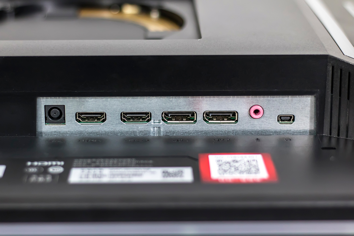 aoc显示器ag274qs吃鸡测试,agonag274uxp显示器测评