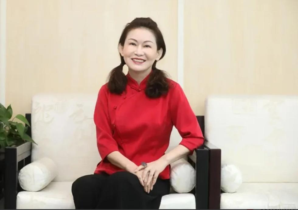 山东神秘女首富身价暴增至480亿,山东女首富狂赚555亿