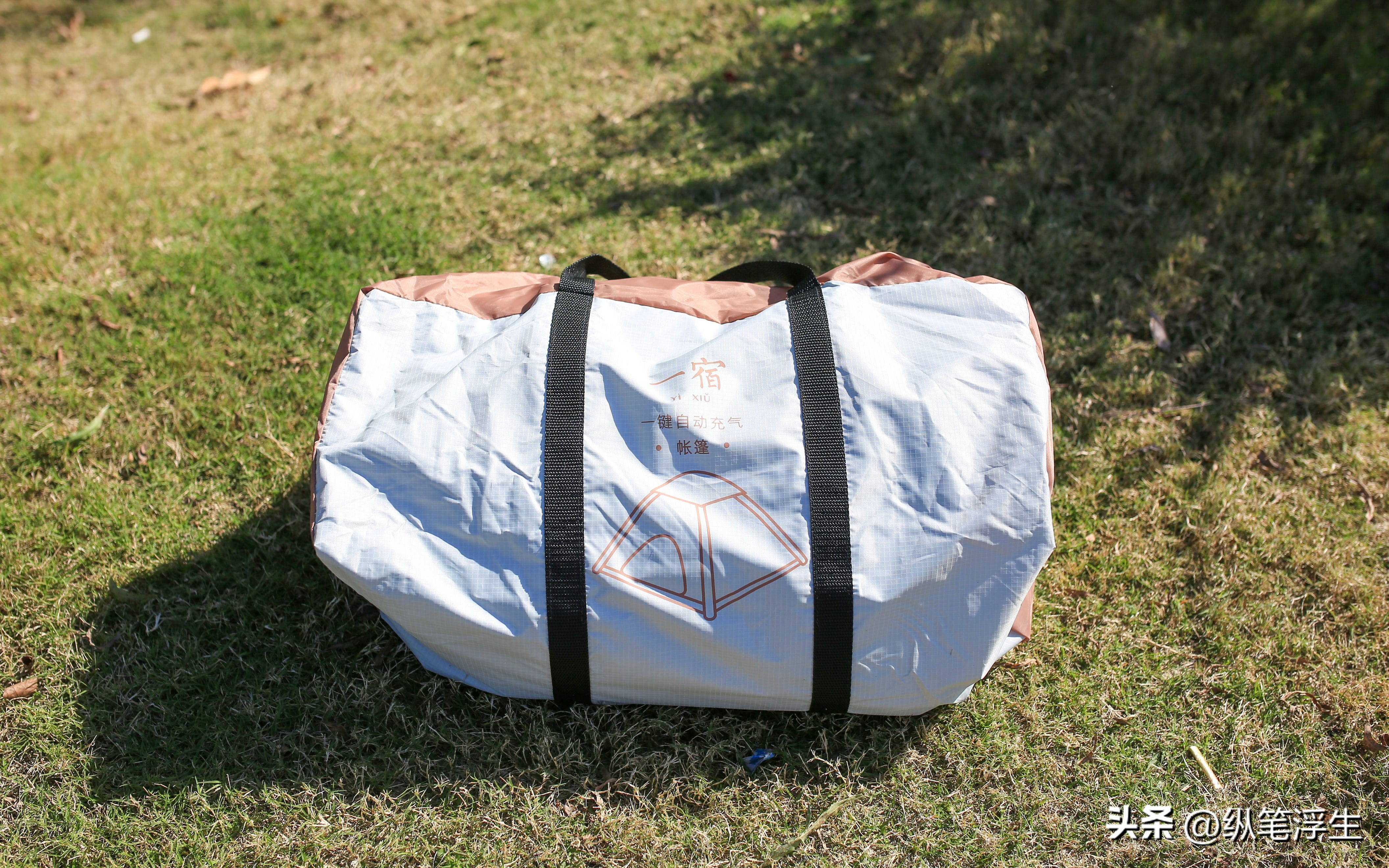 户外露营睡垫选蛋巢还是气垫,户外露营过夜买多厚的睡垫合适