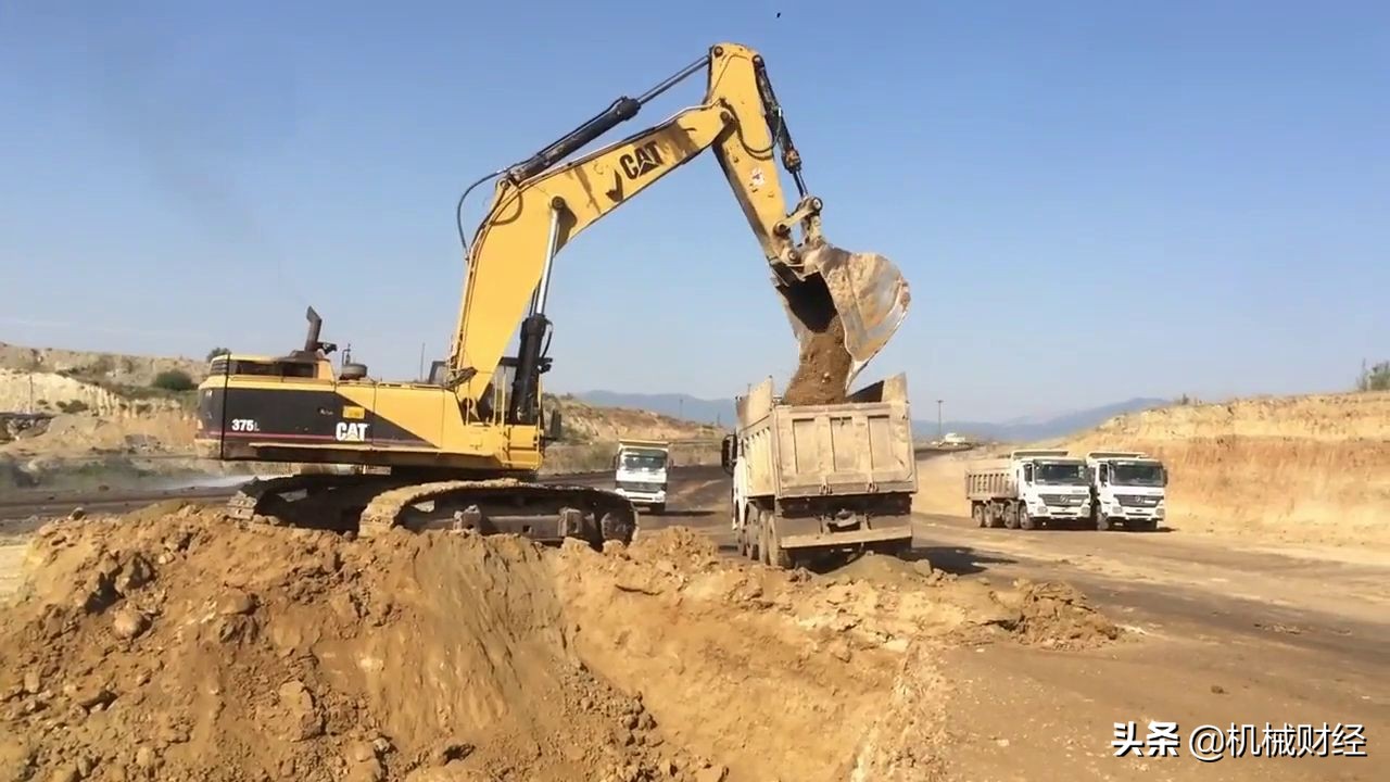 掌握挖掘机装机技巧，多快好省地完成装车工作