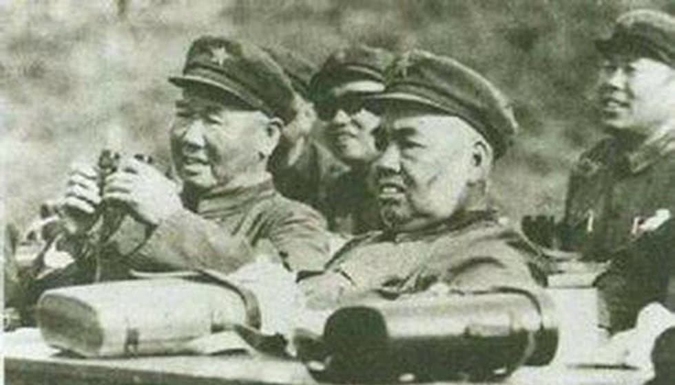 中越开战前，*小平邓**出访美国巧用奇谋，致使苏联百万大军不敢妄动