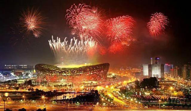 建造鸟巢花费34亿到底是亏还是赚,耗费1.18亿打造的鸟巢