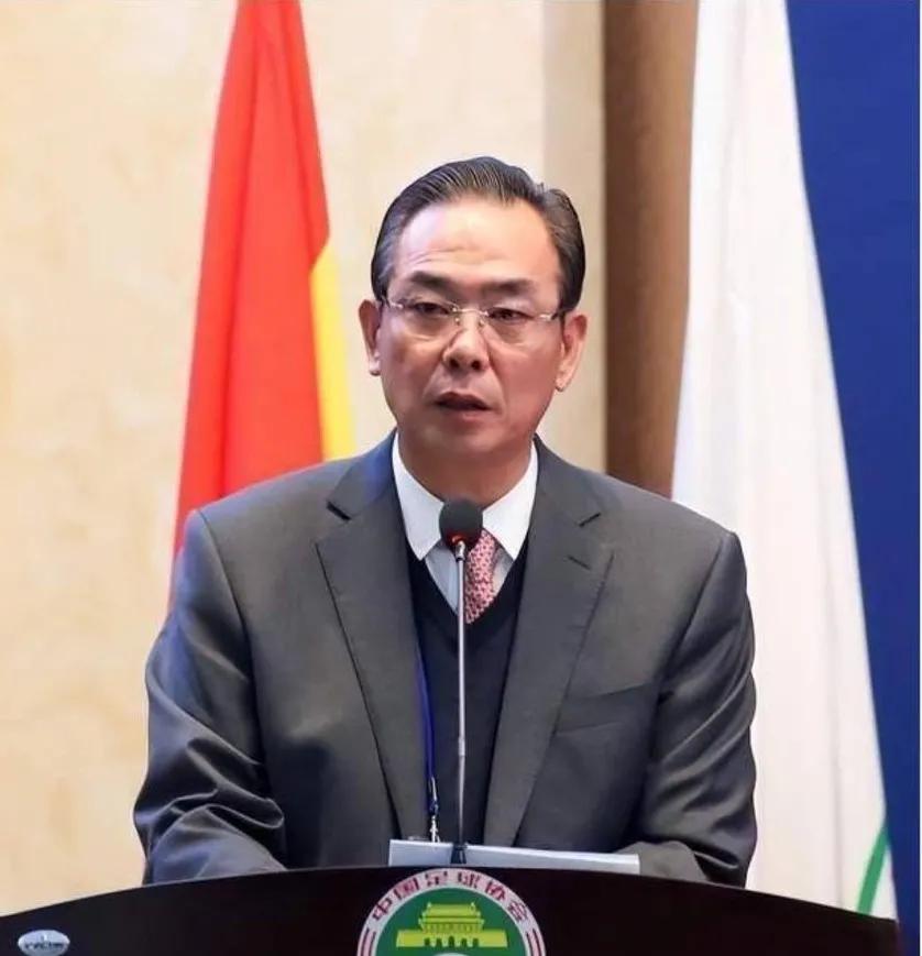 澄清的背后,蔡振华的功与过。时代和你谁改变了谁?