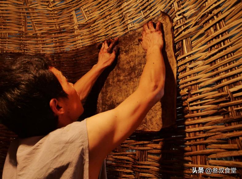 湖北农民挖到2千年前国宝,20岁小伙挖出6万元国宝