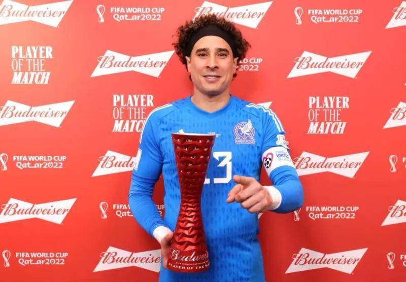 门神现身视频,世界杯墨西哥队闷平波兰