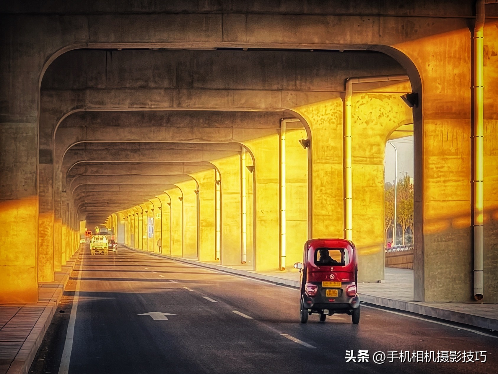 单反拍照明暗反差太大拍摄技巧,在恶劣光线下拍摄好照片的秘诀