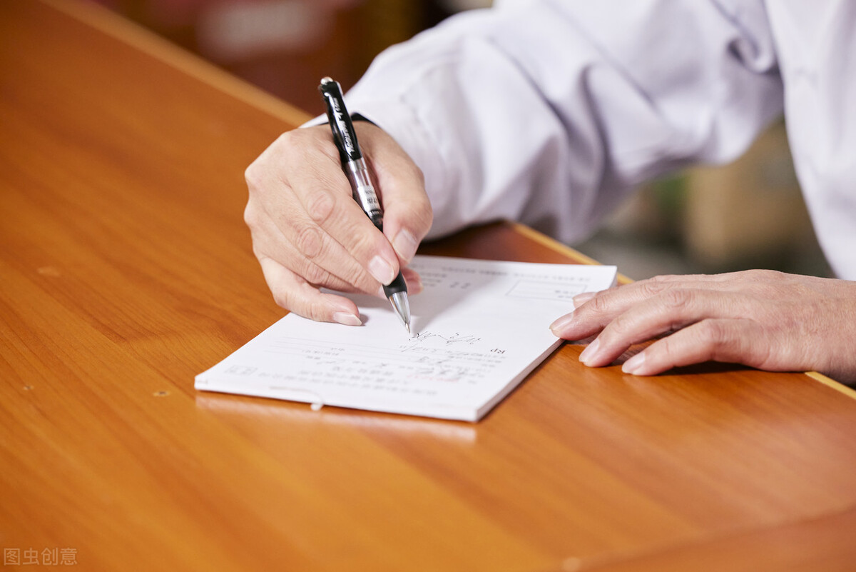 肝气郁结犯困打哈欠什么原因,白天老是犯困打哈欠跟肝有关系吗