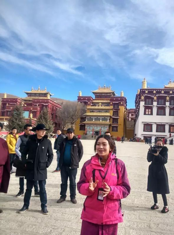 到达世界最美之城理塘,日光之城理塘