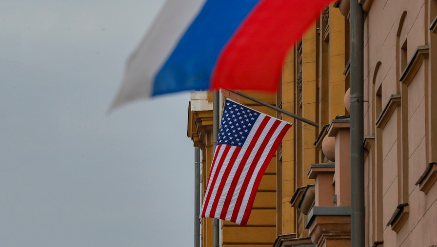 “美国人赶紧跑，晚了会被抓壮丁！”美驻俄使馆唯恐天下不乱