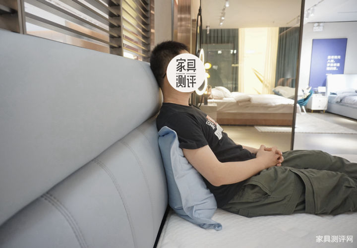芝华仕的软床排骨架为啥这么稀疏,小户型芝华仕软床实物效果图