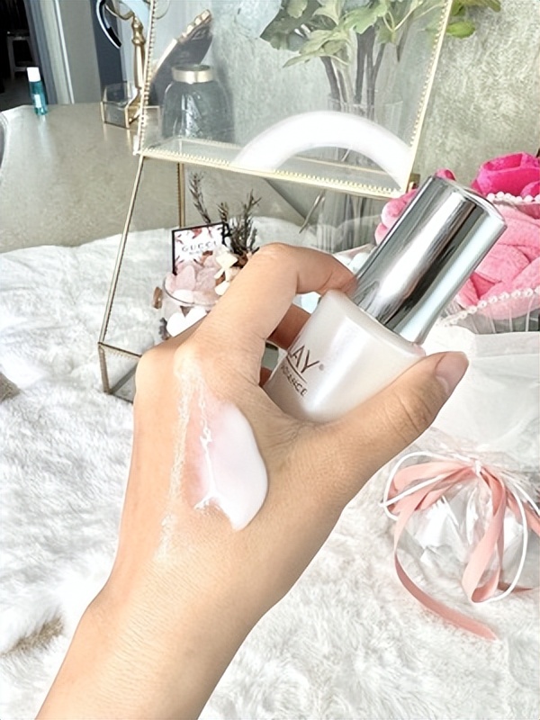 美白精华olay小白瓶小样,美白小白瓶olay测评