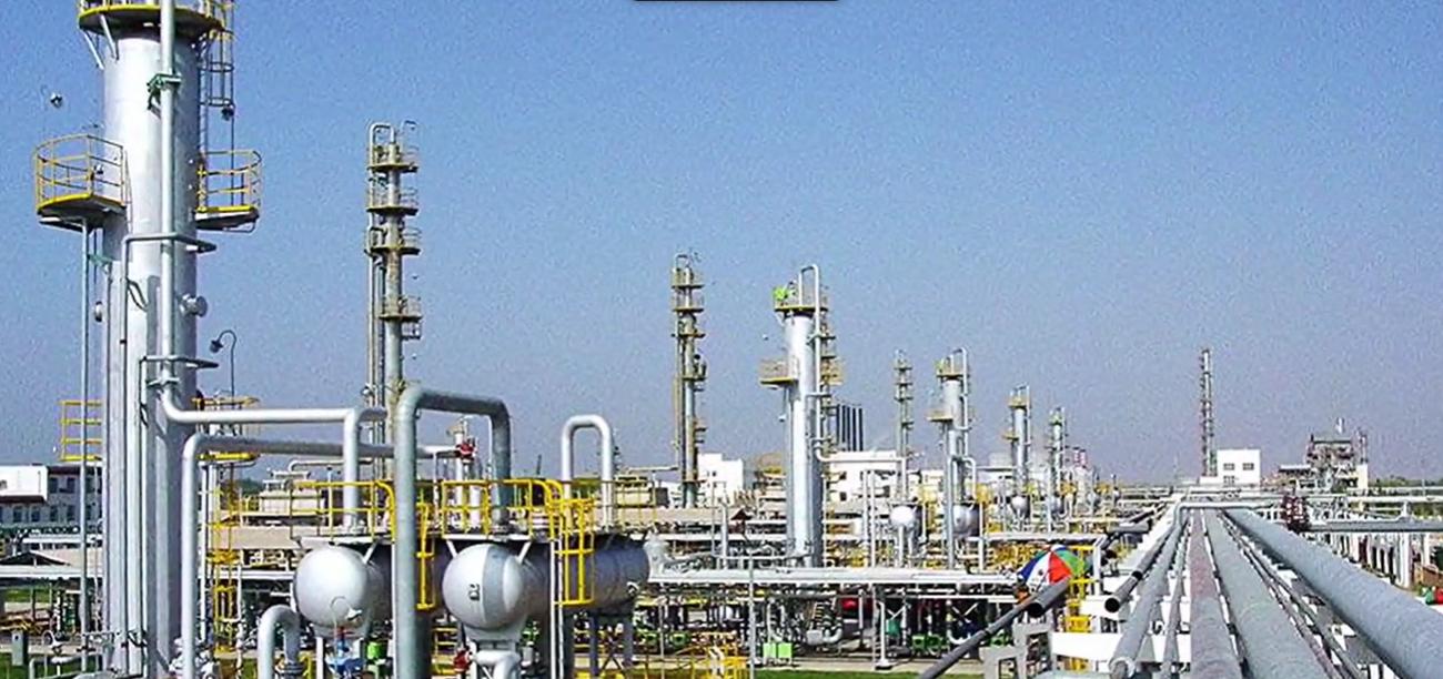 卡塔尔在地球的哪个部位,卡塔尔国家位置