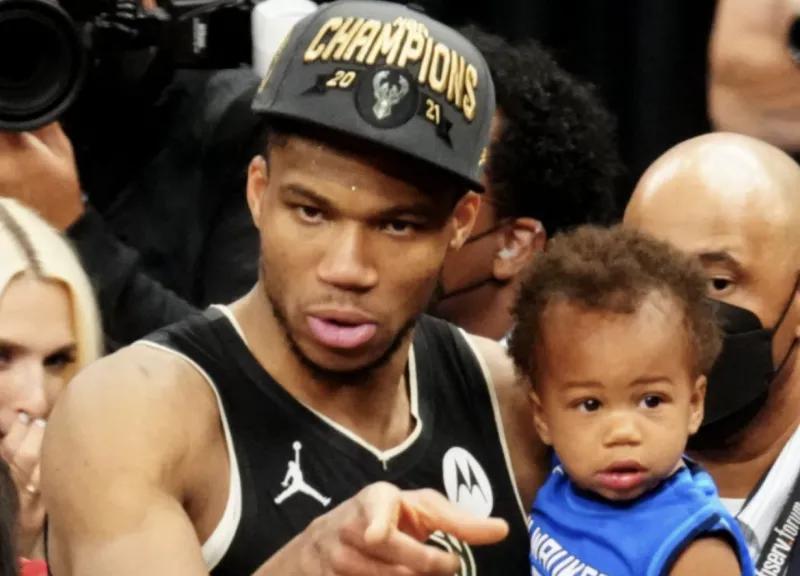 字母哥赛后冲突,nba字母哥冲突集锦