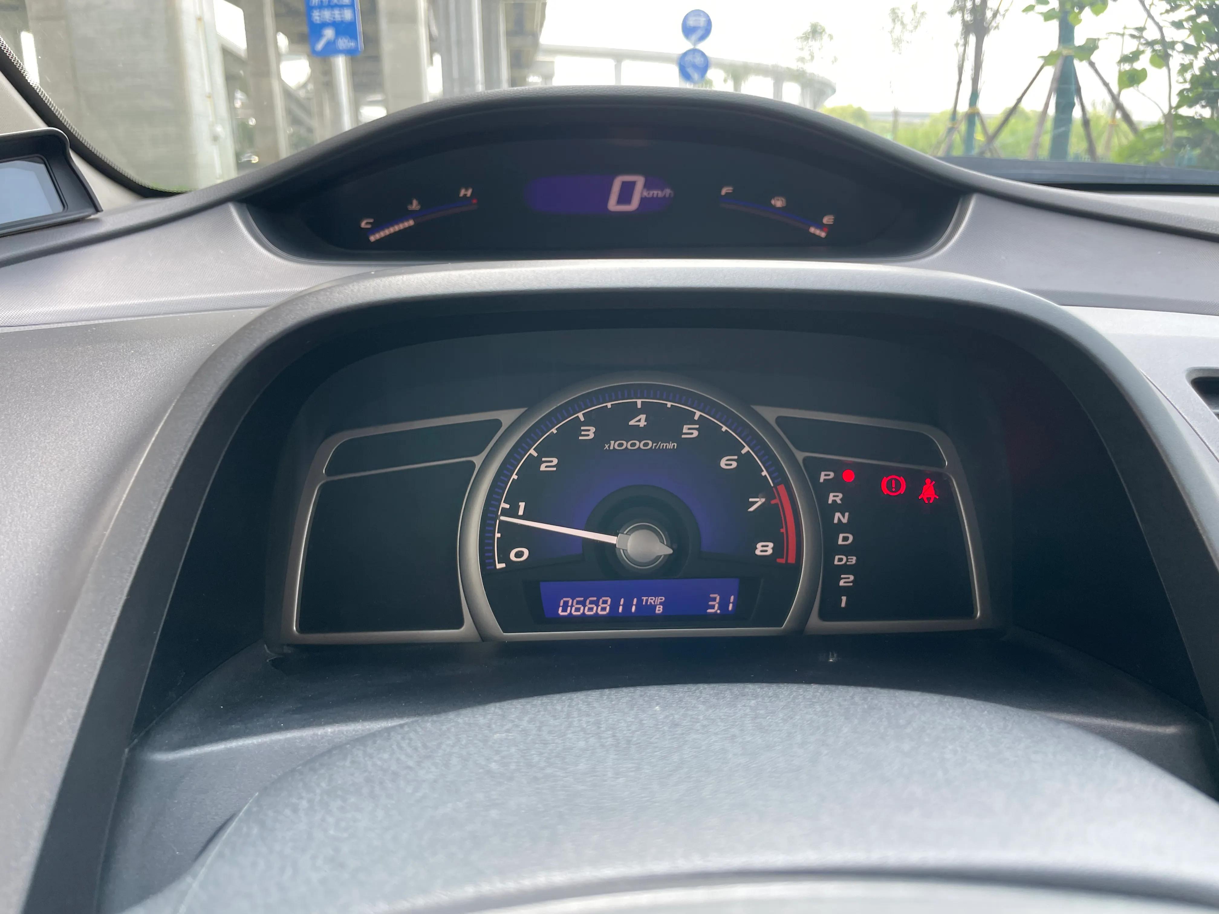 10年本田思域极品顶配,2012年极品8代思域