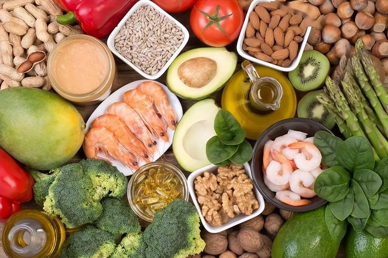 这5种水果糖友放心吃帮助降血糖,糖友须知6种水果升血糖建议少吃