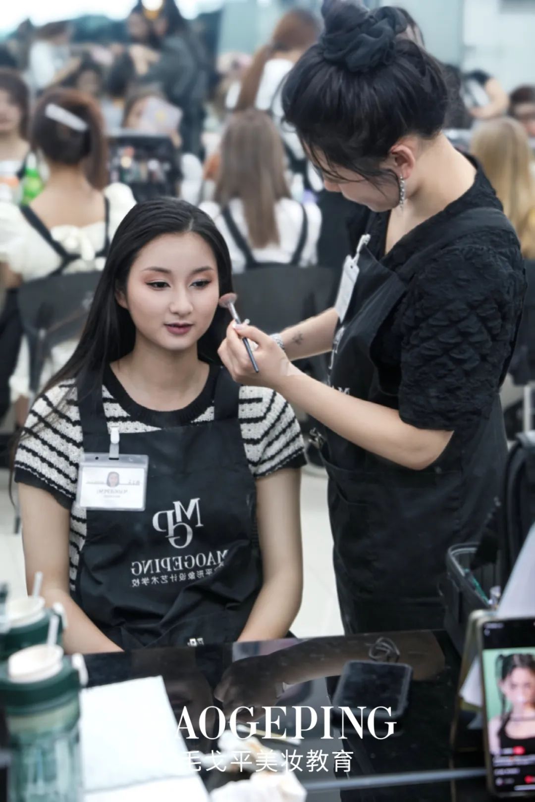 上海毛戈平化妆培训学校,毛戈平学校学几个月比较好