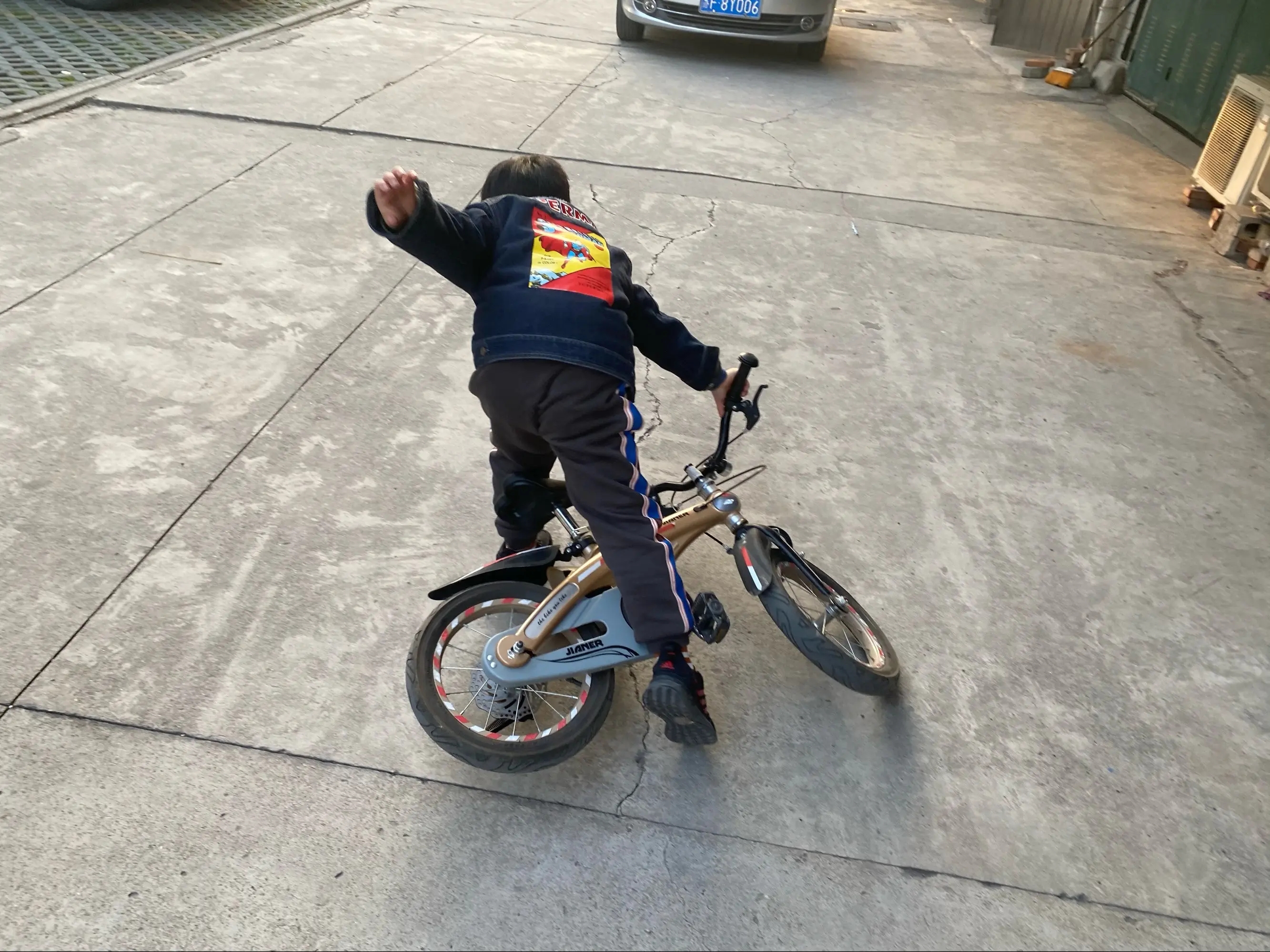 我还是没有逃过骑行必然会摔跤的魔咒