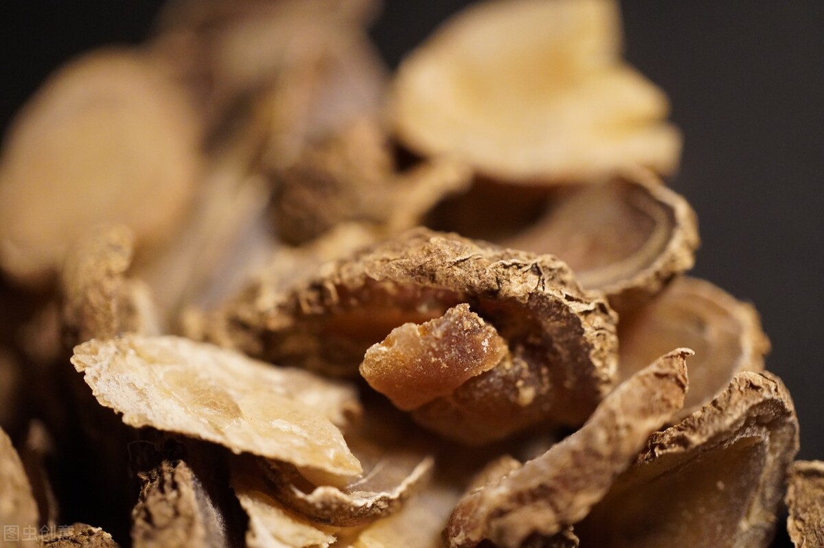 乳腺增生是疏肝理气还是活血化瘀,痰气互结型乳腺增生吃什么中药