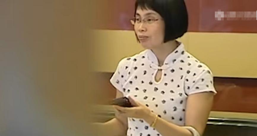 广西“蛇毒王后”：家藏价值47亿蛇毒，美国人送悍马讨好她求合作