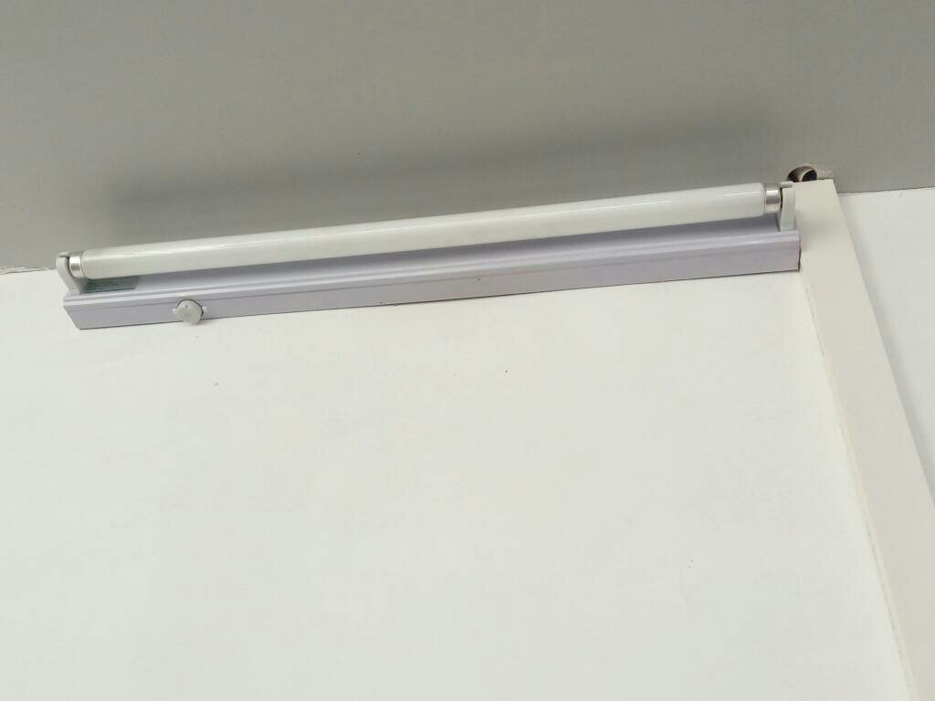 蓝色墙壁被小孩涂画怎么办,家里墙面被孩子乱涂乱画怎么遮住