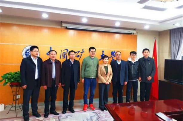 男子向母校捐赠1000万,男子毕业后给母校捐1000万