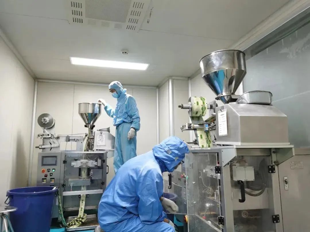 勠力同心共同抗疫,全力以赴保生产防控一线显担当