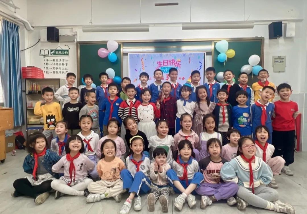 小学生感恩父母教育短视频,小学感恩父母主题活动