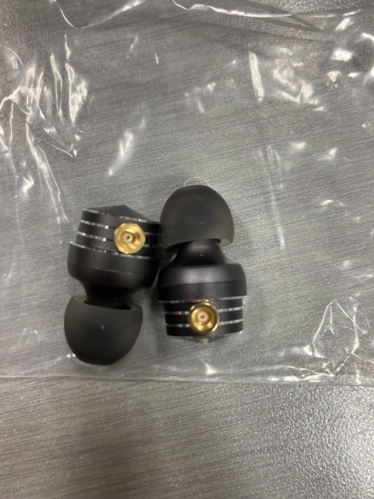 南海之声实测,黑旋风se耳机