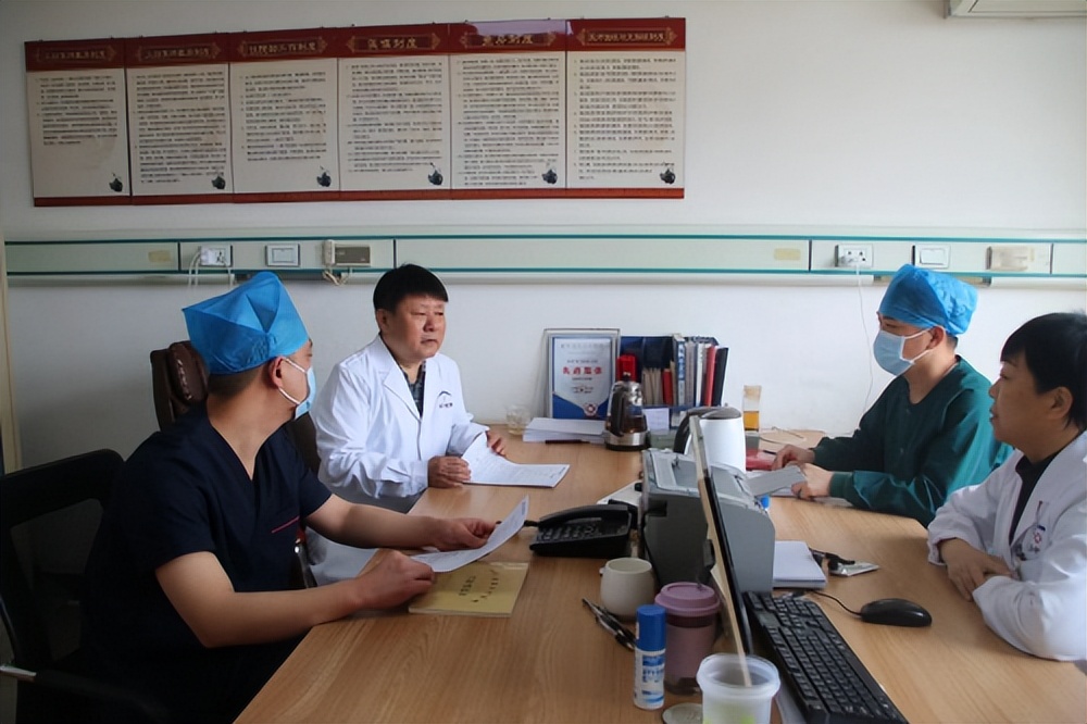 石家庄蓝天中医院特邀解放军总医院泌尿外科专家郭岩杰教授来院坐诊