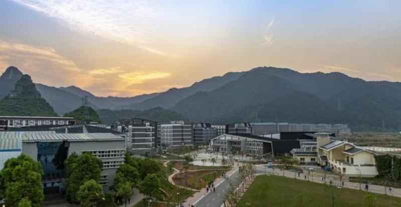 计算机类电子信息类哪个学校好,计算机专业电子信息专业哪个好