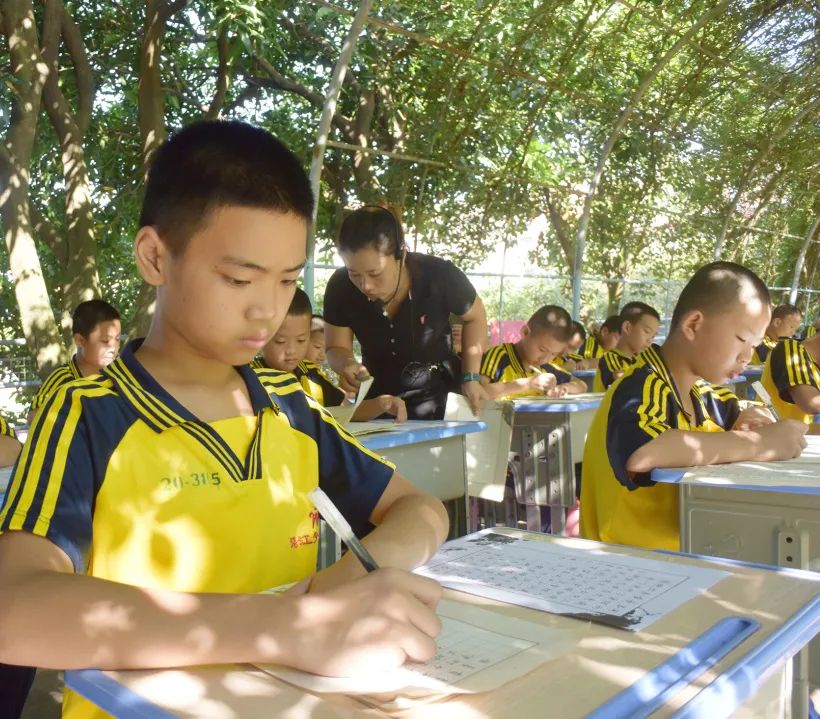 党支部六一儿童节活动主题,喜迎二十大做党的好孩子